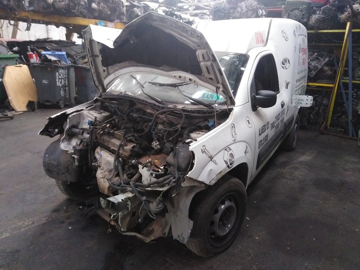 Fiat FIORINO 2015    EN DESARME